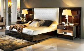 TM-5200-1 Makassar Ebony King Size Bed